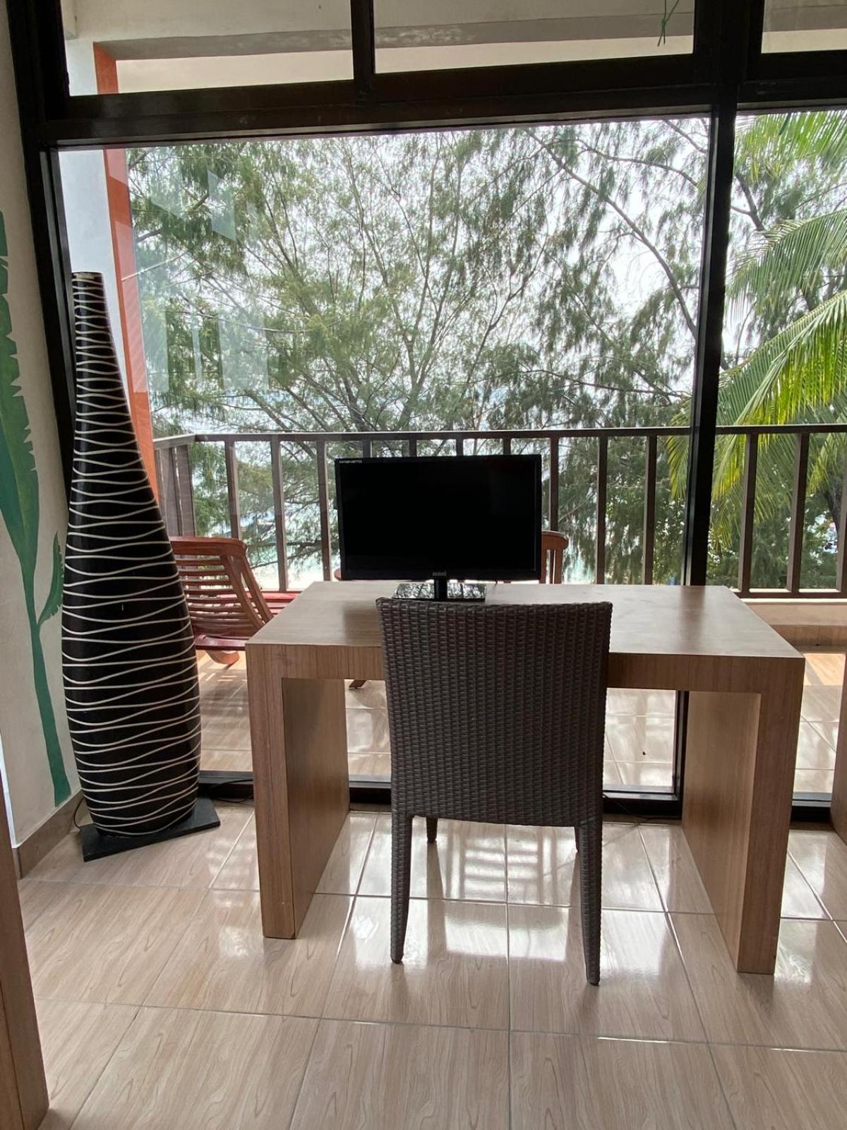 Hotel Tropica Gili Total Body Fit Gili Trawangan Exterior foto